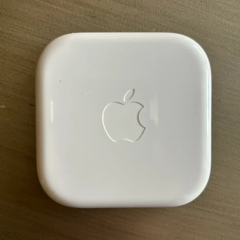 ORIGINAL APPLE iPhone Earplugs Headset